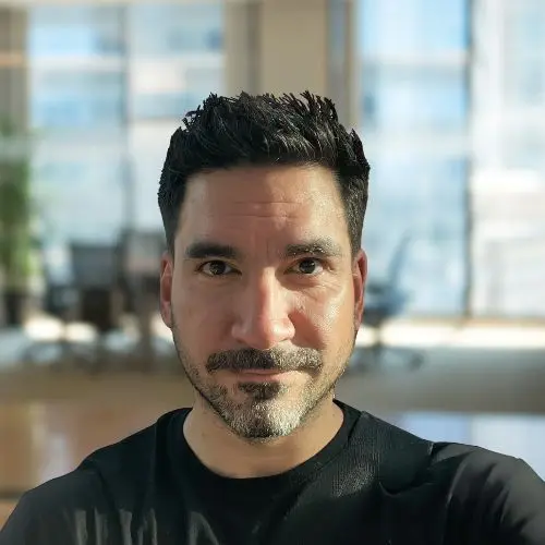 Roberto Guerra - Fundador y Consultor Principal